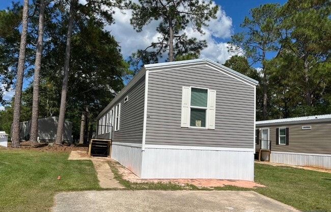 Photo - 14142 Lorraine Rd