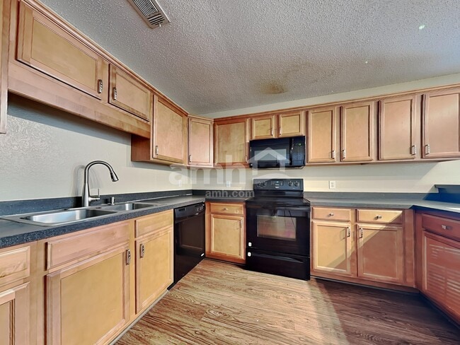 Photo - 509 Diamond Cut