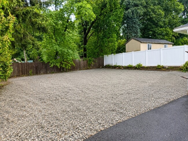 Photo - 27 Nickerson Rd