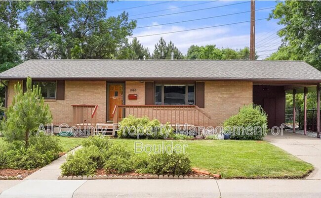 Photo - 1980 Floral Dr Casa
