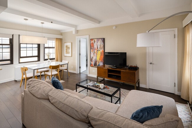 Photo - 337 E 50th St Unit SI ID1514895P