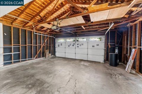 Building Photo - 1566 Mann Dr