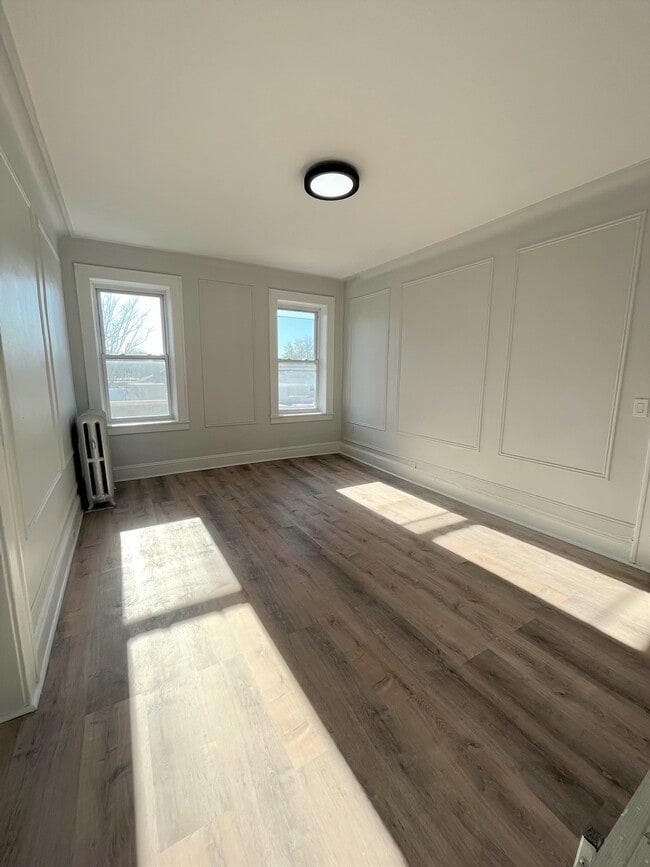 300 Elm Place