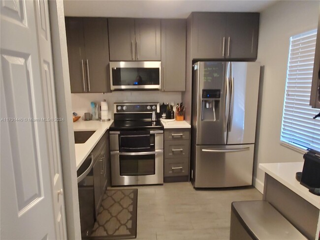 Photo - 10451 W Broward Blvd Condo Unit 103