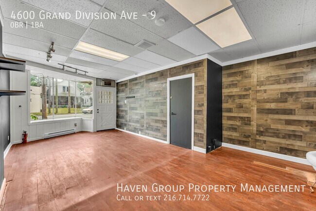 4600 Grand Division Ave Unidad 9