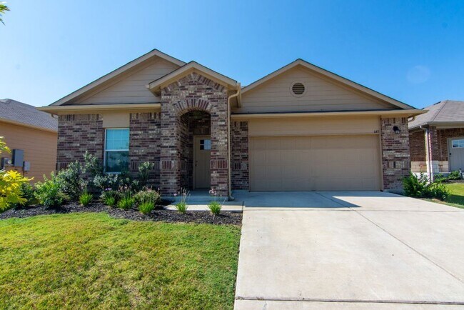 Photo - 649 Donegal Ln