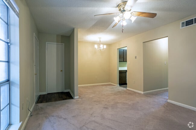 1BR,1BA - Point O'Woods Apartments