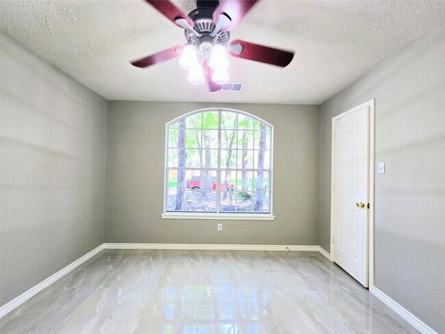 Photo - 159 S Delta Mill Cir