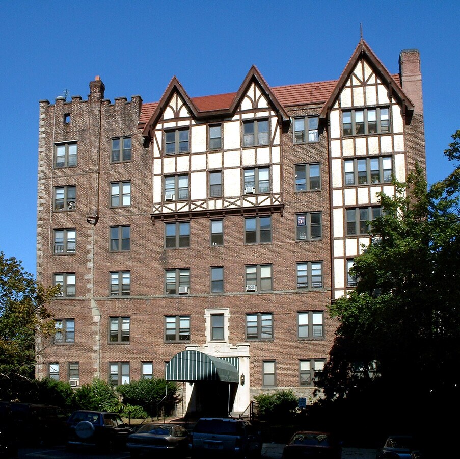 View from the west - O'Dell Court Apartments