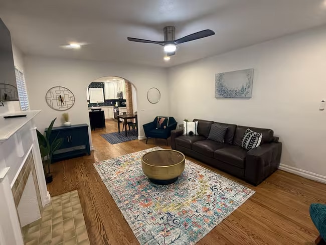 Photo - 1233 NE 14th St