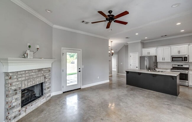 Photo - Beautiful New 3 Bed 2 Bath Home in Greenfield Station!