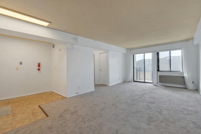 Photo - 233 12th St Unit 3H