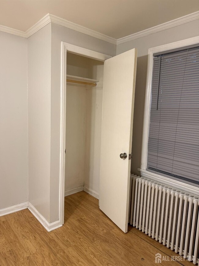 Building Photo - 24 S 3rd Ave Unit D