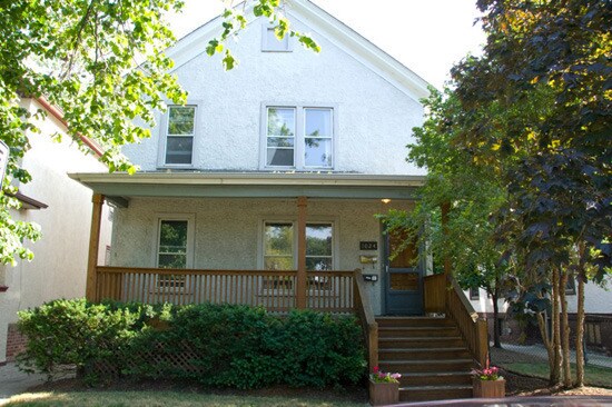 Building Photo - 1024 Foster St Unit 1024 Foster House