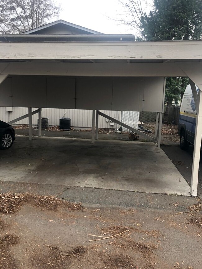 Photo - R202-206 Unit #206