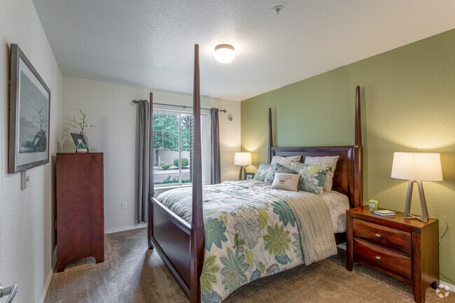 1BR, 1BA - 640 SF