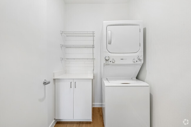 2BR, 1BA - 925SF - Laundry Room