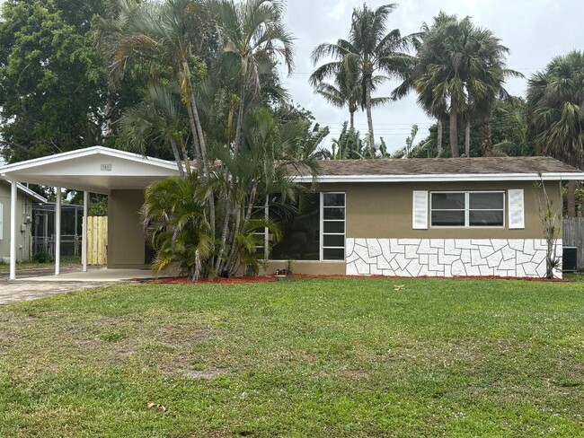 Front - 301 Cherry St Casa