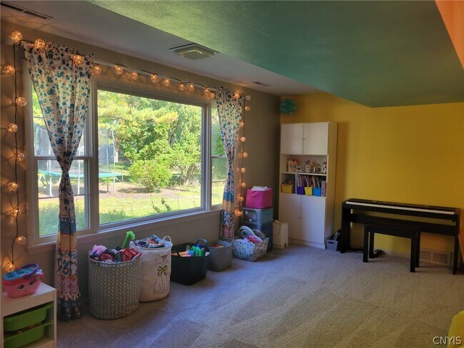 Photo - 6319 Danbury Dr