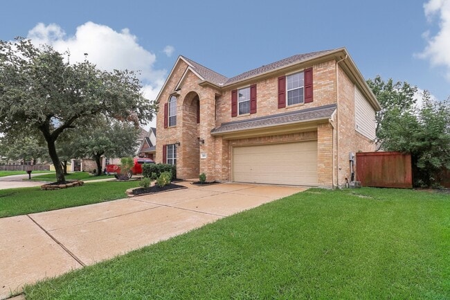 Building Photo - 12611 Brookfield Park Rental