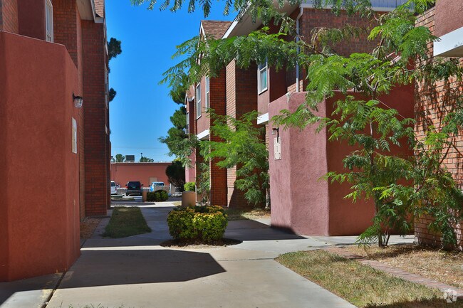 Woodcrest Apartments
