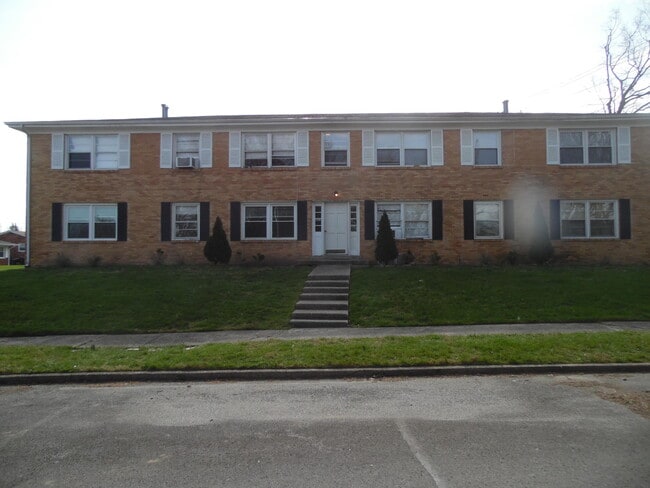 Building Photo - 2151 Cypress Dr Unit G