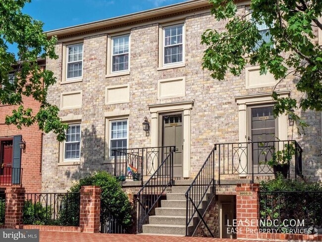 Building Photo - 1602 Beekman Pl NW Unit #C Rental