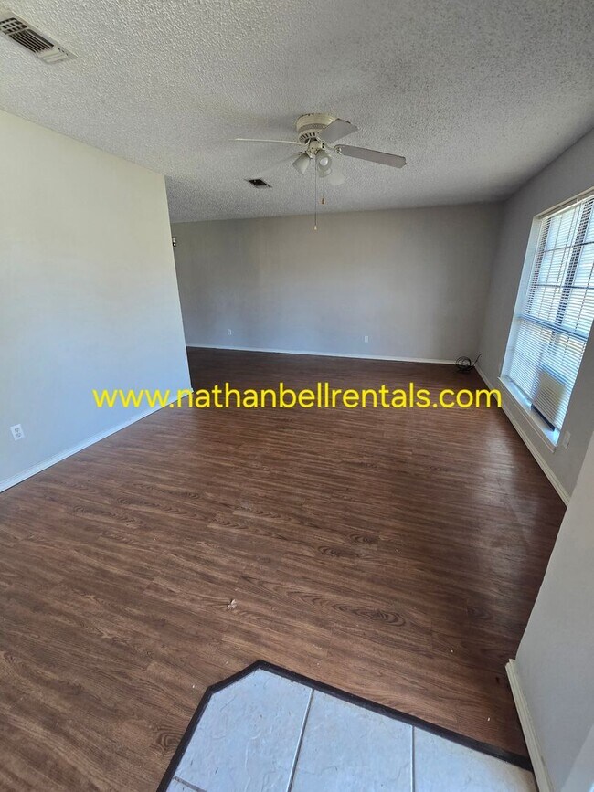 Photo - Duplex: 3 bed, 2 bath