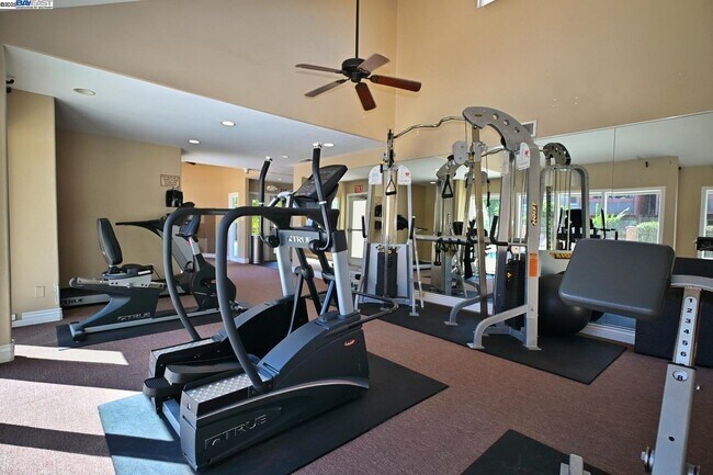 Photo - 420 Dempsey Rd Unidad 220