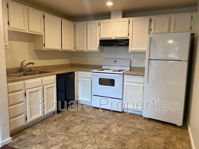 Photo - 7041 S 116th Pl Condo Unit 103
