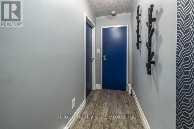 Photo - 225 Wallace Ave