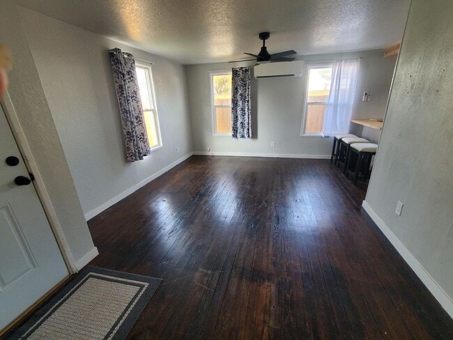 Photo - Remodeled 2-Bedroom Home in Roseburg