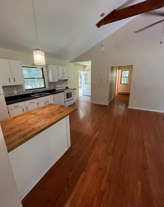 Photo - 41 Sycamore Cir