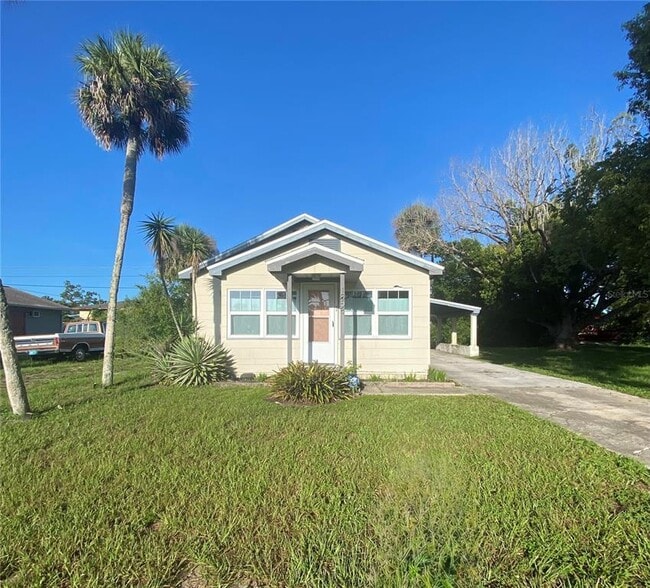 Building Photo - 1858 Fern Palm Dr Rental