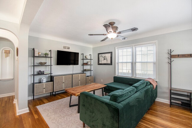 Photo - 8754 Florence Ave