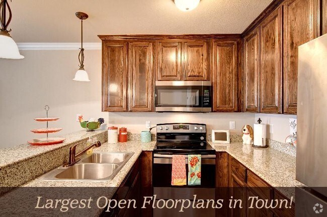 Building Photo - Lillian Street Townhomes