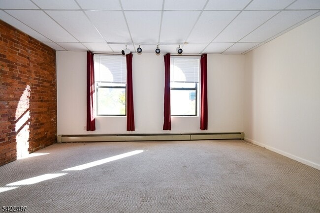 Photo - 431 Springfield Ave Unit 6