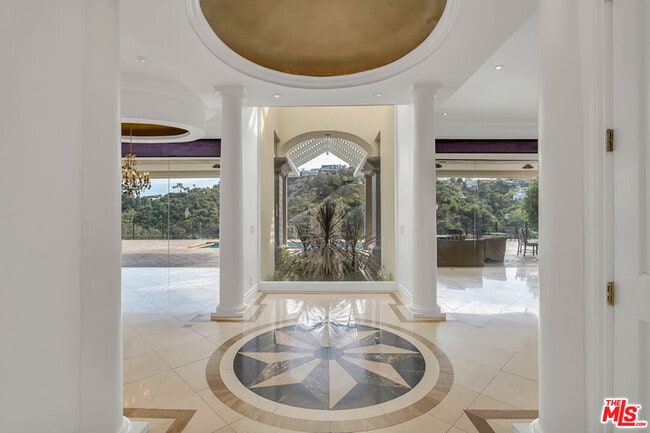 10557 Rocca Pl