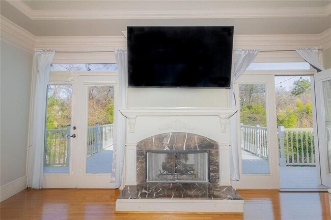 Photo - 721 Smithstone Rd SE