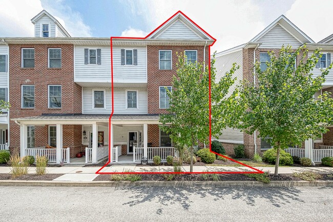 Exceptional townhome -- come back to unwin... - Exceptional townhome -- come back to unwin...