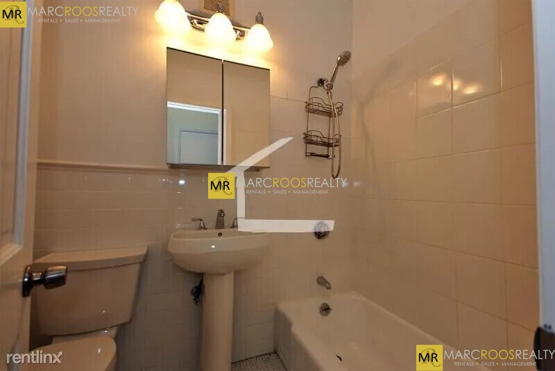 Photo - 910 Beacon St Unit 23