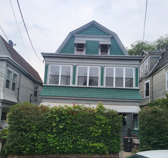 Photo - 8 Farley Ave Unidad 3