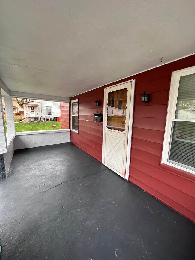 Photo - 308 Pearl St