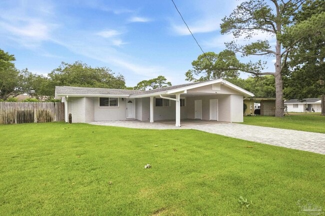 Photo - 302 Loruna Dr