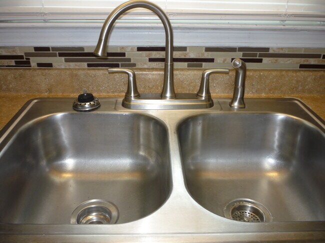 Photo - 5371 Delray Dr