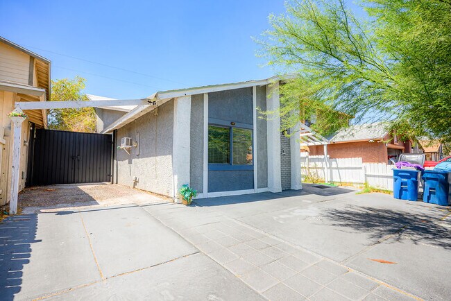 Photo - 121 Colbath St Casa