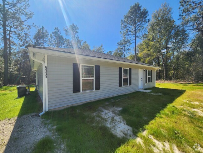 Building Photo - "Charming 3-Bed, 2-Bath Retreat at 6343 Bo... Rental