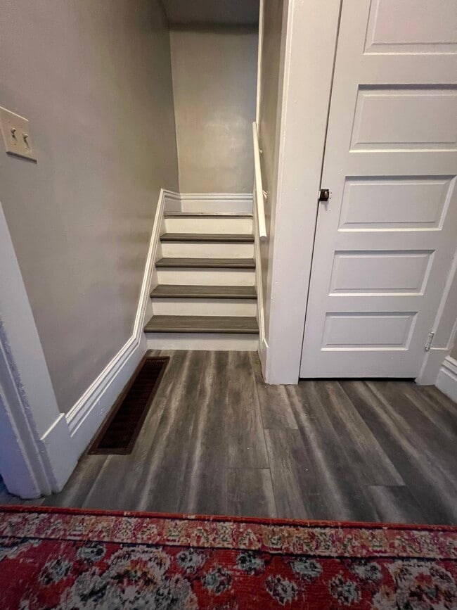 Photo - 635 5th St Unit 635