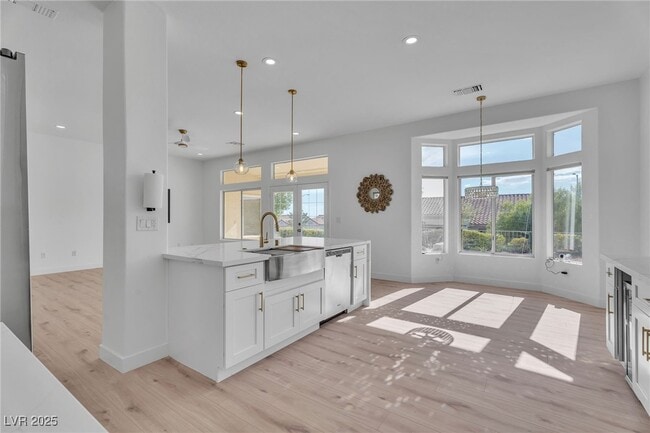 Photo - 2652 Youngdale Dr