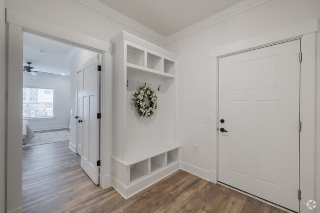 The Hogan 2BR, 2BA - 1,265SF - Entrance